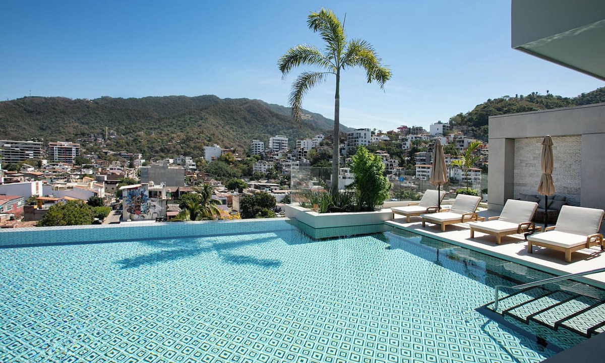Emiliano Zapata Condo | Casa Creciente: Luxury Romantic Zone Condo with Rooftop Pool & Views