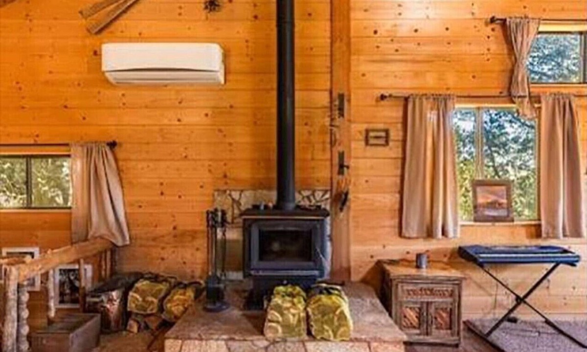 Pauma Valley House | Cozy Cabin | Hot Tub | Sauna | Fireplace