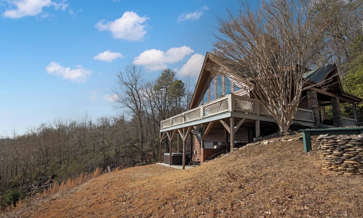 Ferguson Cabin | Mountain Cabin,Great View,HotTub,Hiking/Horse Trails,WiFi