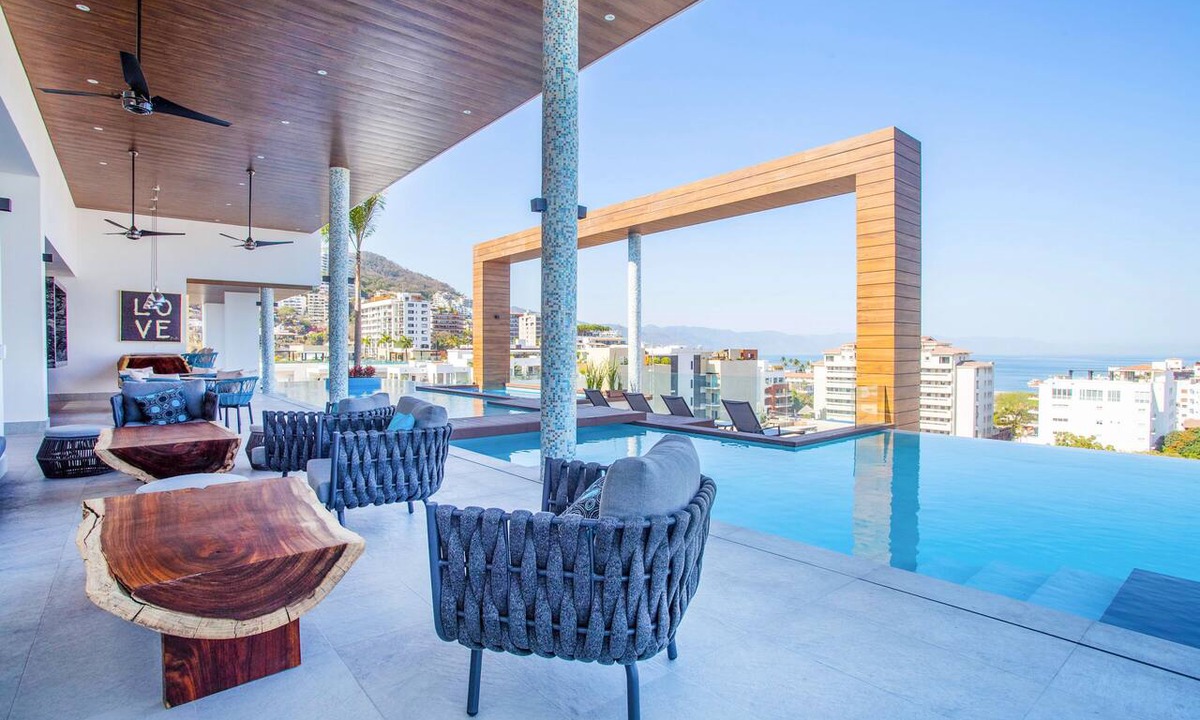 Emiliano Zapata Condo | NEW 1 BR in Romantica w/rooftop pool & gym