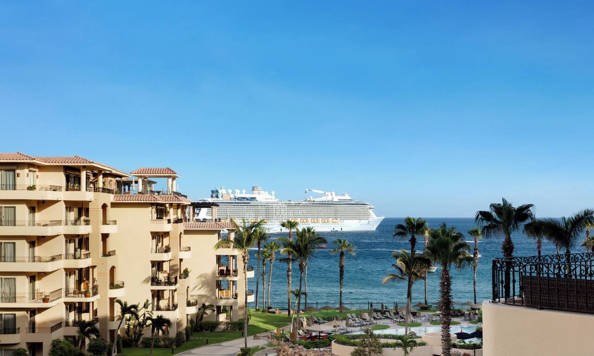 Cabo San Lucas Condo | Newly remodeled - Luxury Villa in Ocean Front Resort!