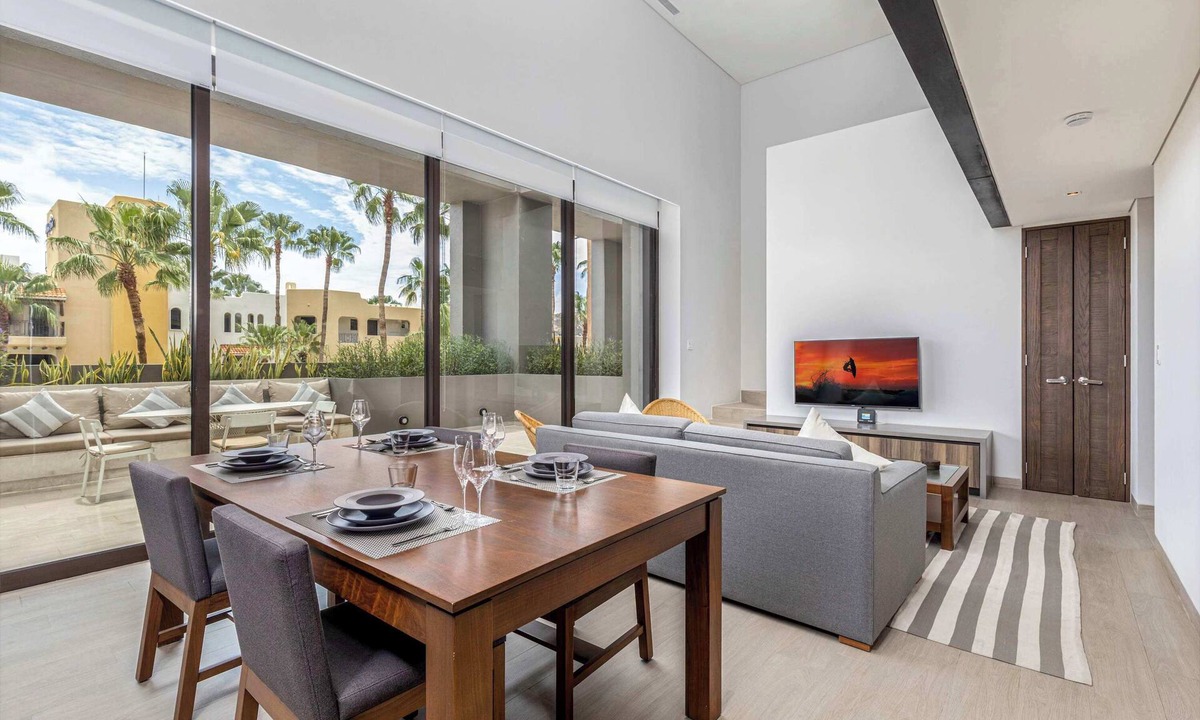 El Medano Ejidal Condo | Rincón del Mar | Cabo Marina Elegant Condo Rental