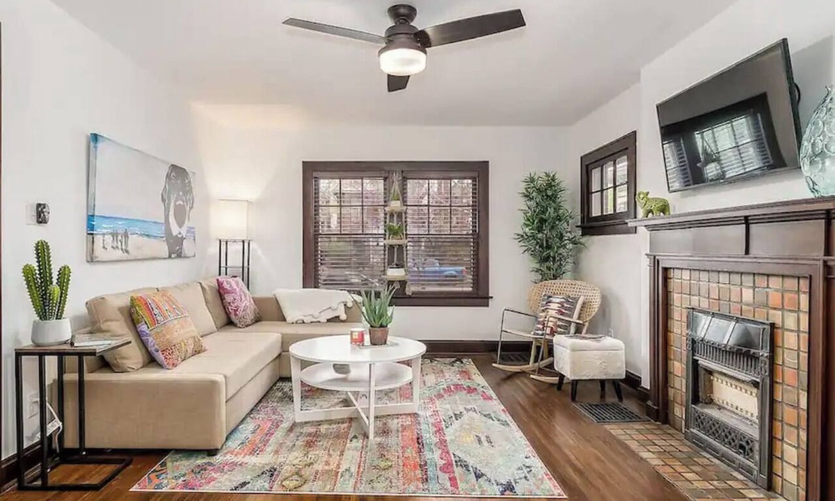 Victorian Village Condo | Short-North Gem, Entire Condo with Free Parking