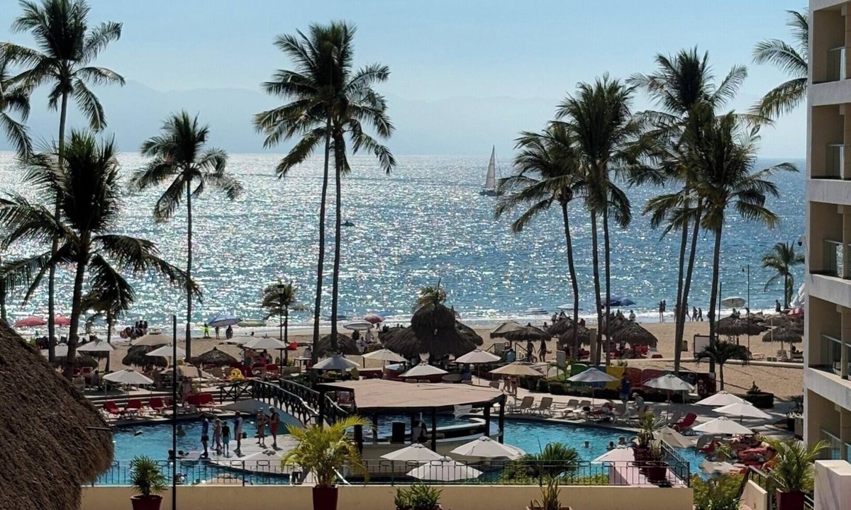 South Hotel Zone Condo | With Beach Access!