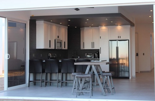 Centro House | Spacious Islas Del Mar House with Pool