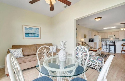 Huddleston Apartment | #121 Pointe - 3 Bedroom Lakefront Condo at Mariners SML