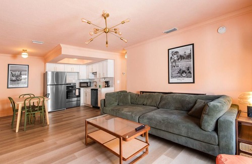 Bay Esplanade Apartment | 137 · ☀Pool✔ Kitchen✔ Beach✔ Self Checkin✔ Free Parking✔