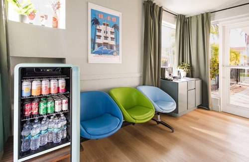 Bay Esplanade Apartment | 137 · ☀Pool✔ Kitchen✔ Beach✔ Self Checkin✔ Free Parking✔