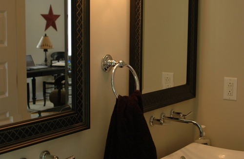 Salisbury House | 2 Bdrm on Lake Dunmore, linens, Views, Beach, Marina, Pub, Store. Pet friendly