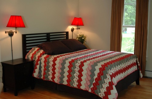Salisbury House | 2 Bdrm on Lake Dunmore, linens, Views, Beach, Marina, Pub, Store. Pet friendly
