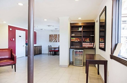 McAllen Apartment | 2 Bedroom Suite | McAllen Airport South