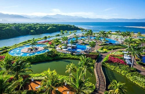 Lomas de La Cruz Condo | 3 BR, 3.5 BA Grand Luxxe Presidental Villa "Punta" wk of Dec 1 or 8, 2018