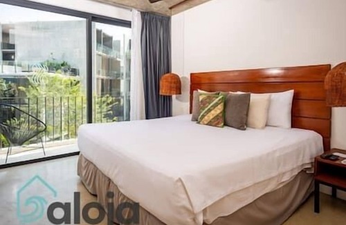 Tulum City Center Hostel | 305 - Unique suite with living room & balcony