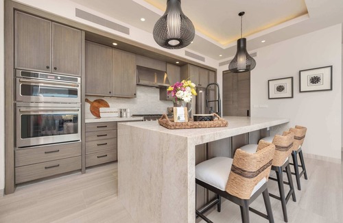 Cabo San Lucas Condo | 3BD Alvar: Oceanfront, Beach Access, Luxury