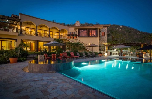 Cabo San Lucas Villa | 650 m² Villa ∙ 7 bedrooms ∙ 14 guests