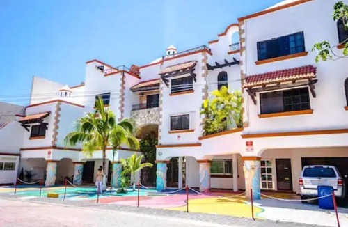 Puerto Juarez Condo | Adorable one bedroom, perfectly located condo home