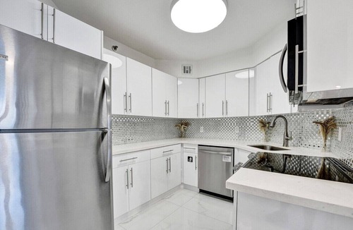 Mid Beach Apartment | Amazing Ocean Front Condo/2BD beach Resort/1515