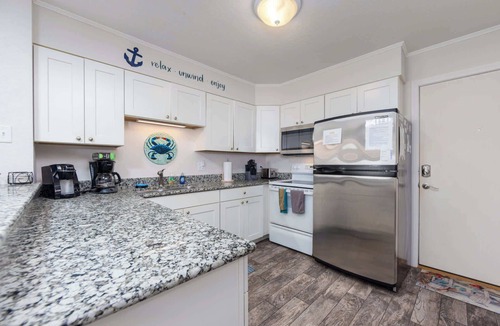 Colington Condo | Beachfront Condo with Ocean Views and Pool Access!