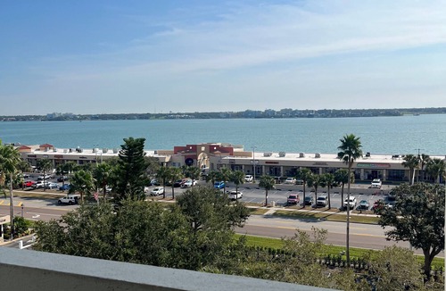 Sand Key Condo | Beachfront Sand Key Condo w/Gulf Views