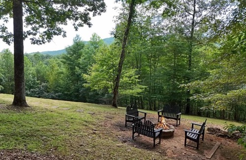 Mineral Bluff Cabin | Bear View Cabin | Enchanting 5-Bedroom Mountain Cabin with Stunning Views