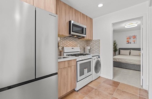 Tustin House | Charming 1-bedroom bungalow with AC in pleasant Tustin