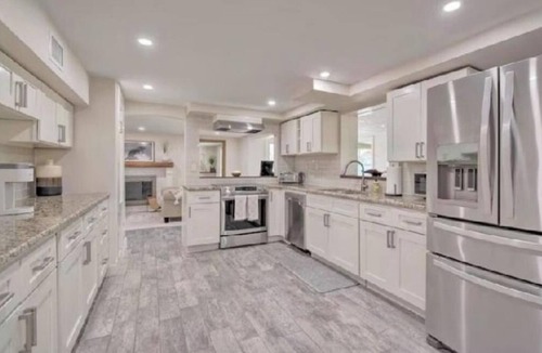Springs at Kings Bay House | Charming 3-bedroom waterfront house with dock in Crystal River