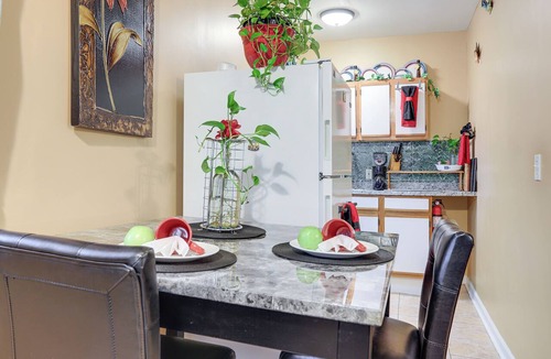 Stone Mountain Apartment | Charming Stone Mountain Studio: Deck & No Steps
