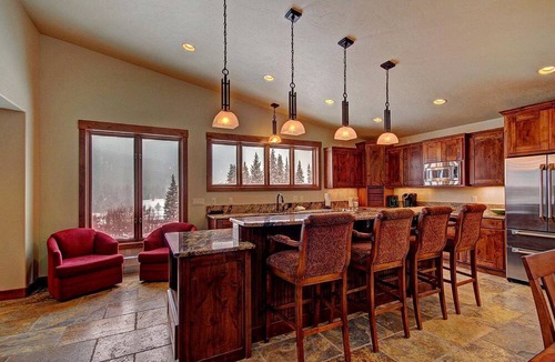 Blue River Cabin | Deluxe Remodeled Cabin with Hot Tub near Breckenridge Ski Resort, Colorado