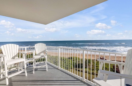 Seawinds Condo Condo | Direct oceanfront Ormond Beach 2/2 with private balcony, heated pool and garage
