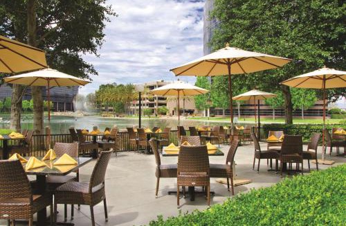 Santa Ana Hotel | DoubleTree by Hilton Orange County Airport