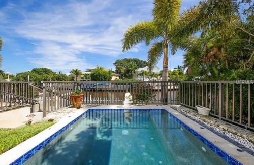 Downtown Boca Grande Historic District House | Fabulous home in the Ultimate Gasparilla Island location.