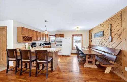 Great Valley Apartment | Family-Friendly 3BR Near Ellicottville
