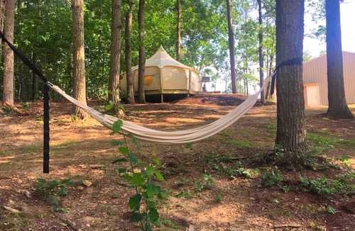 Gordonsville RV Rental | Glamping Getaway on an Impressive Farm near Charlottesville, Virginia