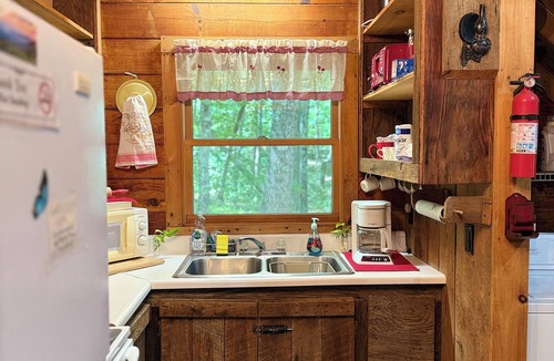 Candler Cabin | Glenn Acres - HT Log Cabin WNC is beautiful and Fall is here!