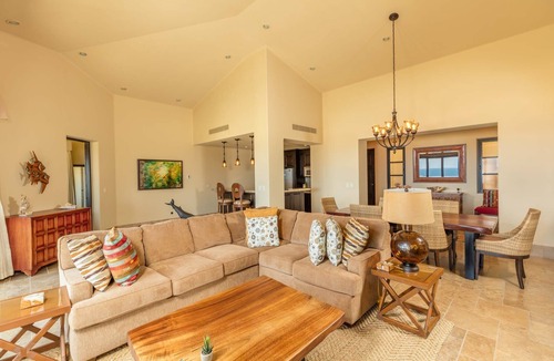 Cabo San Lucas Condo | Great Rates, Fantastic Accommodations, World Class Golf and Dining