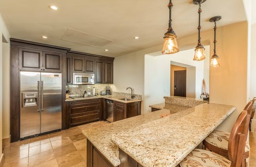 Cabo San Lucas Condo | Great Rates, Fantastic Accommodations, World Class Golf and Dining
