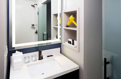 Downtown Boston Hotel | Hyatt Centric Faneuil Hall Boston