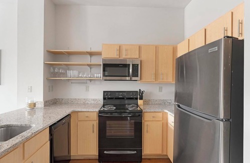 New Pathways Apartment | Landing | Amazing 1BD, Pool, Clubhouse