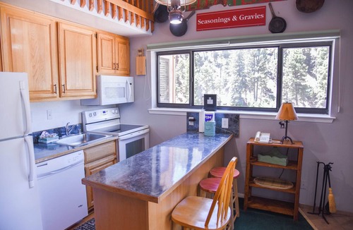 Red River Condo | Lift's West #205- Meyer's Amali-Inn