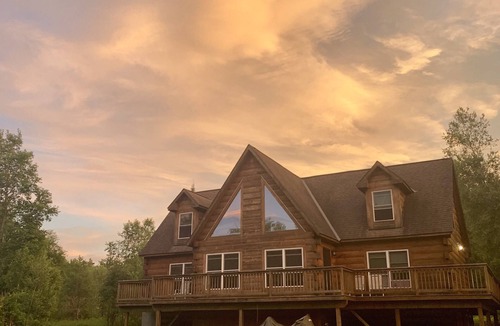 Mount Holly Ski Chalet | Log Home# w/Incomparable Peace, Serenity, Privacy And The First Class Amenities
