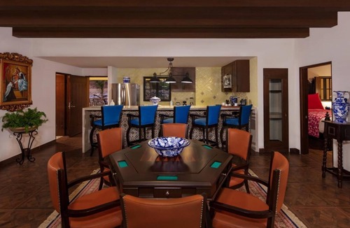 Cabo San Lucas Condo | Luxurious Retreat Resort w/Stunning View & Exclusive Amenities.