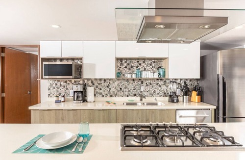 Las Glorias Condo | Luxury 2-Bedroom Beachfront Oasis – Two Balconies to Soak in the Views