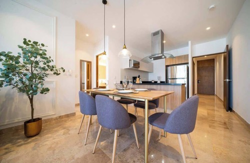 Gonzalo Guerrero Apartment | Luxury and spacious 2-BR Apart, Serenada 38 st.