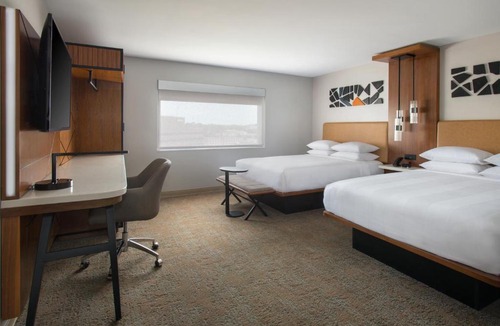 Metro Center Hotel | Marriott Springfield Downtown