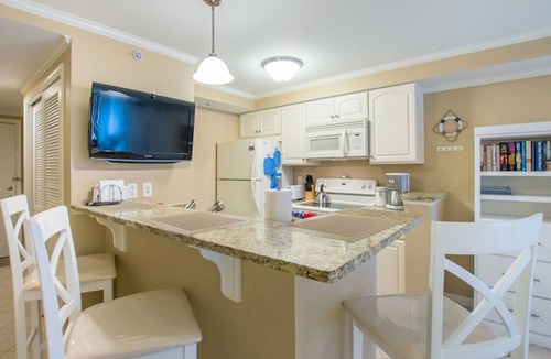 Midtown Ocean City Apartment | Modern efficiency unit located on 42nd street, close to beach and convention center!
