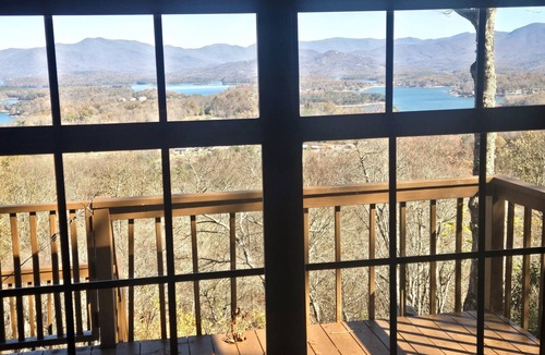 Young Harris House | Mountain and Lake views.Feels like home with a view!