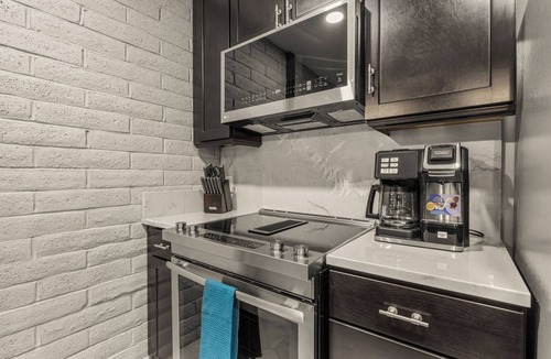 Incline Village Condo | Mountain Luxe Tahoe Retreat - Across from Hyatt - Dining & Diamond Peak
