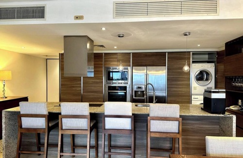 Marina Vallarta Condo | New Nima Bay Luxurious condo with breathtaking views