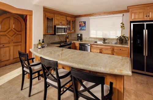 Cabo San Lucas Condo | Newly remodeled - Luxury Villa in Ocean Front Resort!