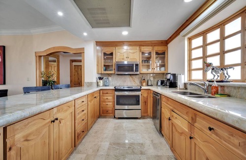 Cabo San Lucas Condo | Newly remodeled - Luxury Villa in Ocean Front Resort!